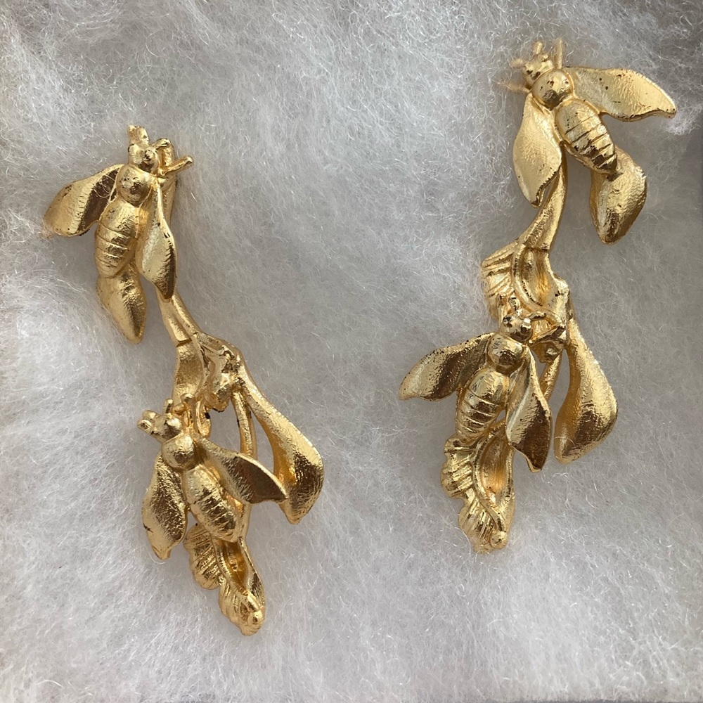 Nicola Bathie Gold Bee Earrings